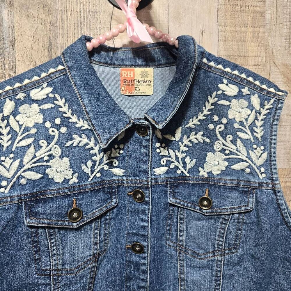 Ruffhewn Vintage Floral Embroidered Denim Jean Vest XL Cottage Retro Farm Wester - Picture 2 of 6
